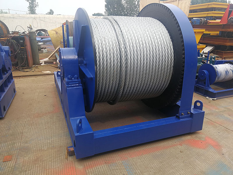 Ground Towing Winch